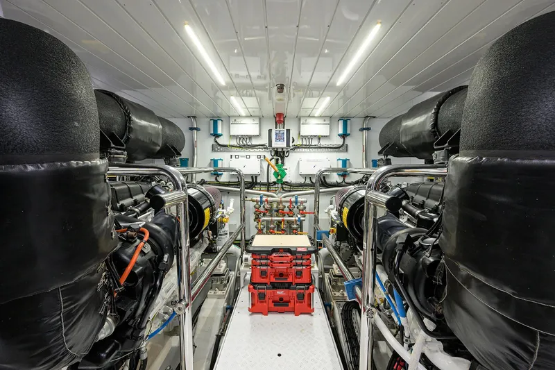 Phoenix Yacht Photos Pics Sanlorenzo SD112 Phoenix - Engine Room
