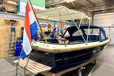 2006 Antaris 630 | Vetus 27pk | Blauw | zwemplateau
