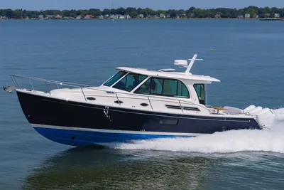 2025 Back Cove 390