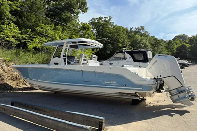 Boston Whaler 330 Outrage