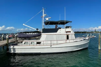 Grand Banks Classic