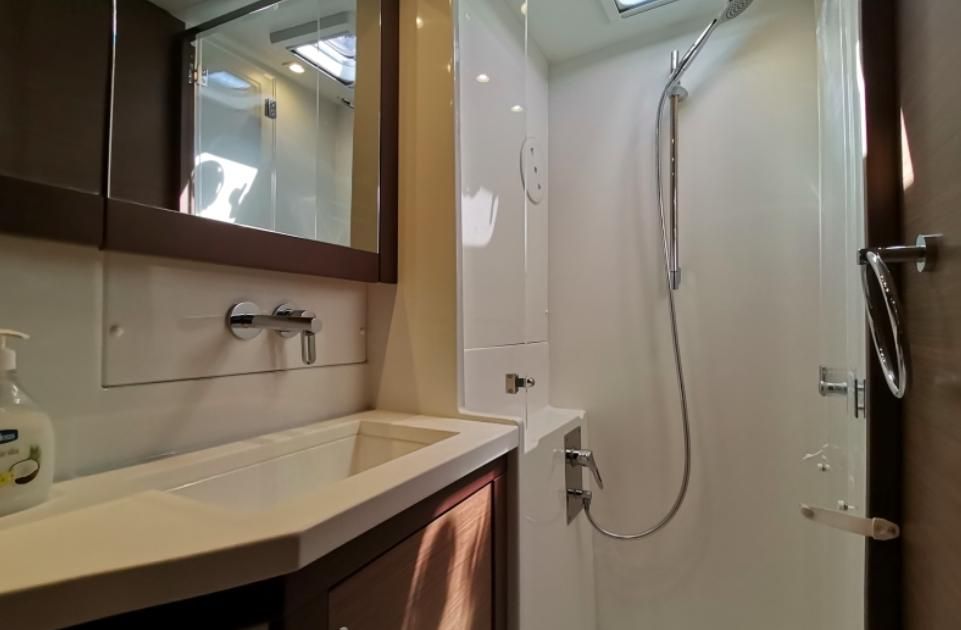 2020 Lagoon 45 