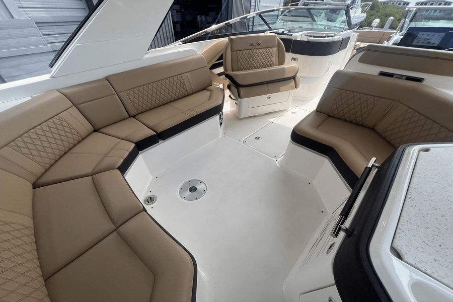 2020 Sea Ray SLX 310 OB