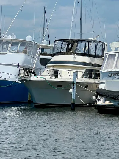 Journey's End Yacht Photos Pics 