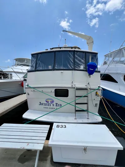 Journey's End Yacht Photos Pics 