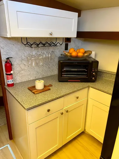 Journey's End Yacht Photos Pics 