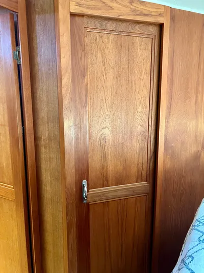 Journey's End Yacht Photos Pics 