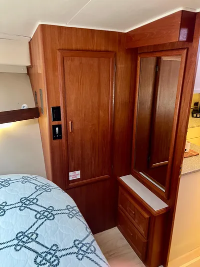 Journey's End Yacht Photos Pics 