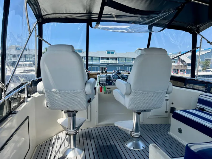 Journey's End Yacht Photos Pics 