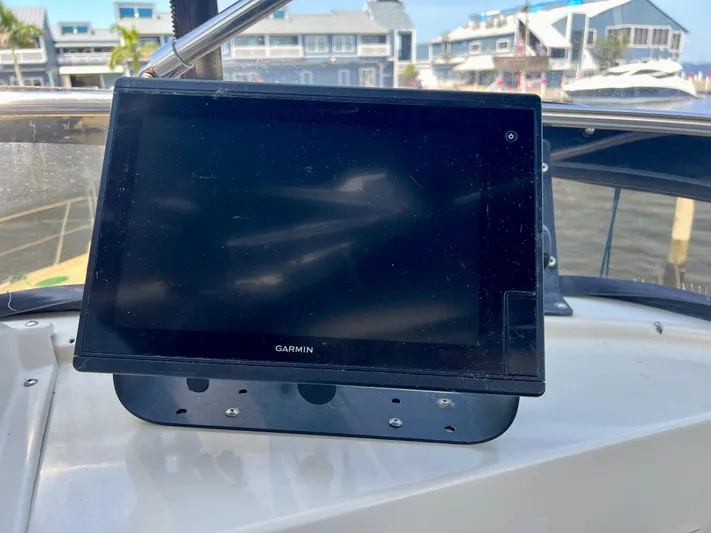 Journey's End Yacht Photos Pics 