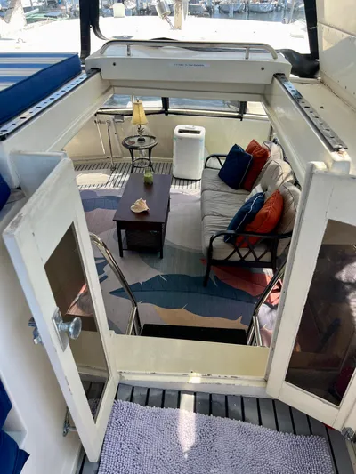 Journey's End Yacht Photos Pics 