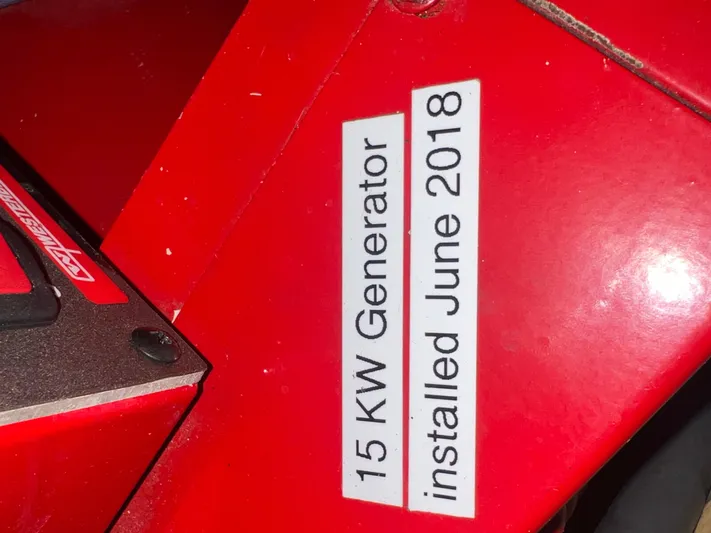 Journey's End Yacht Photos Pics 