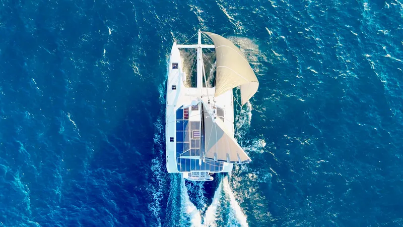 Vagabond Yacht Photos Pics 