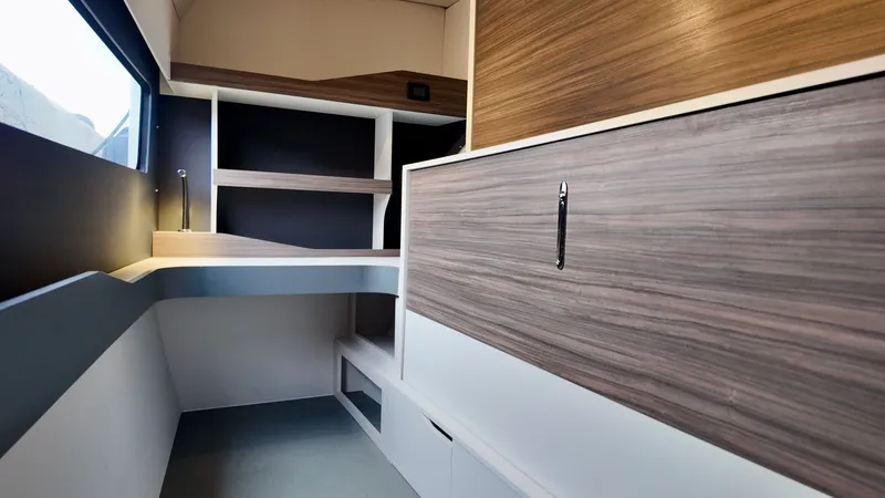 Vagabond Yacht Photos Pics 