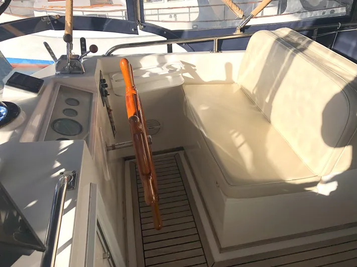 Legend Yacht Photos Pics 