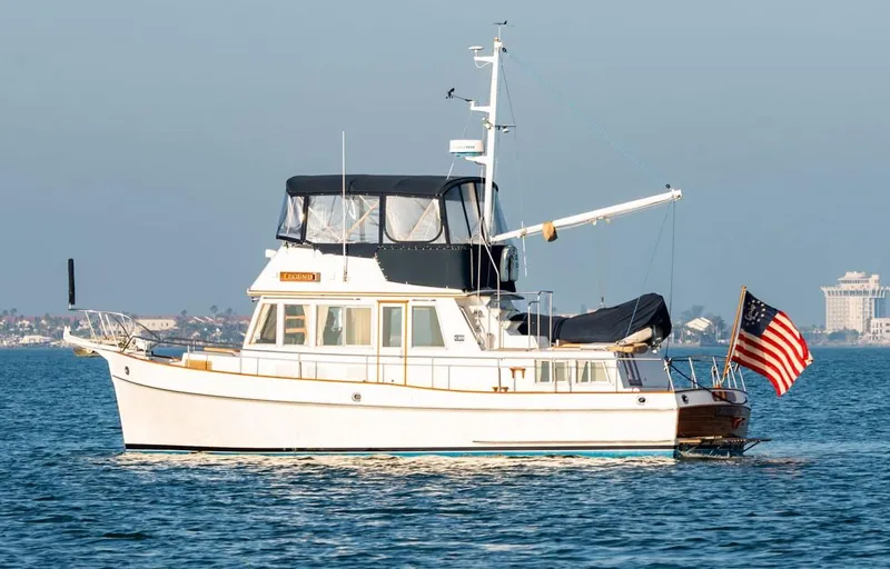 Legend Yacht Photos Pics 