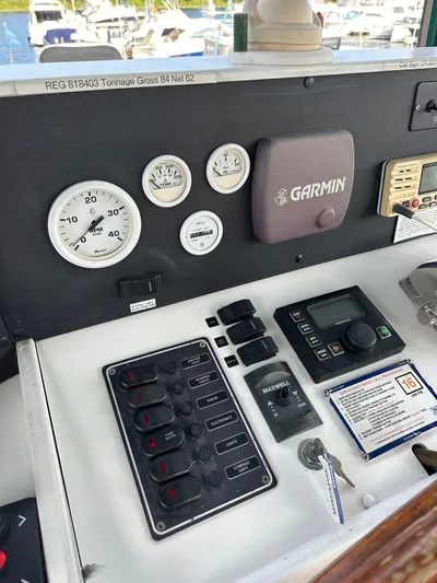 Boatel I Yacht Photos Pics 