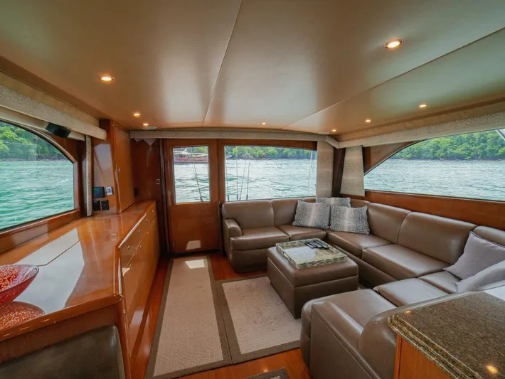 Restless Yacht Photos Pics 