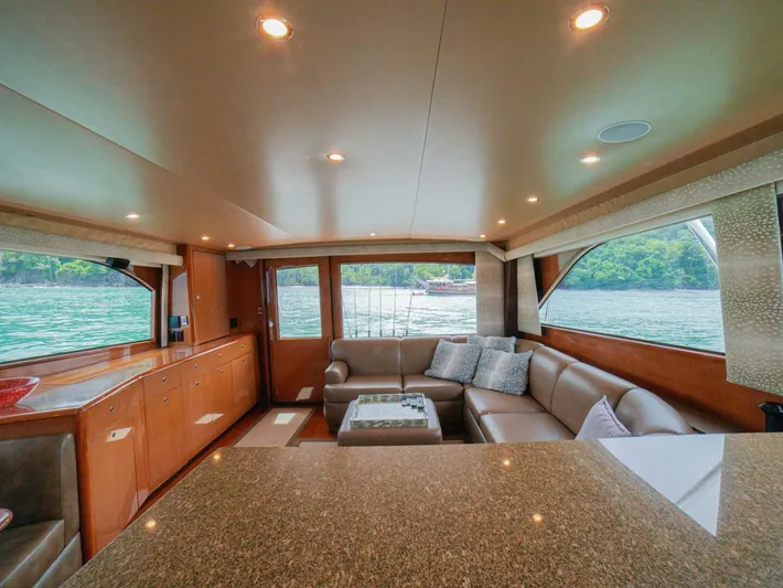 Restless Yacht Photos Pics 