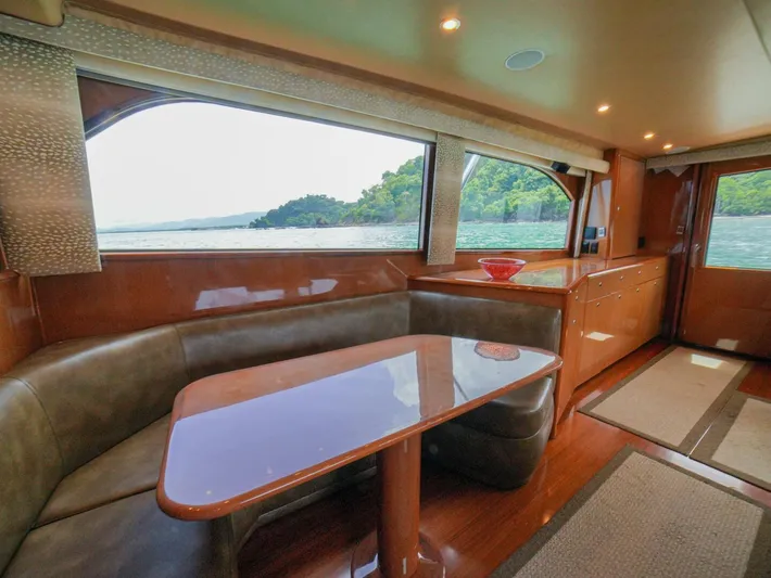 Restless Yacht Photos Pics 