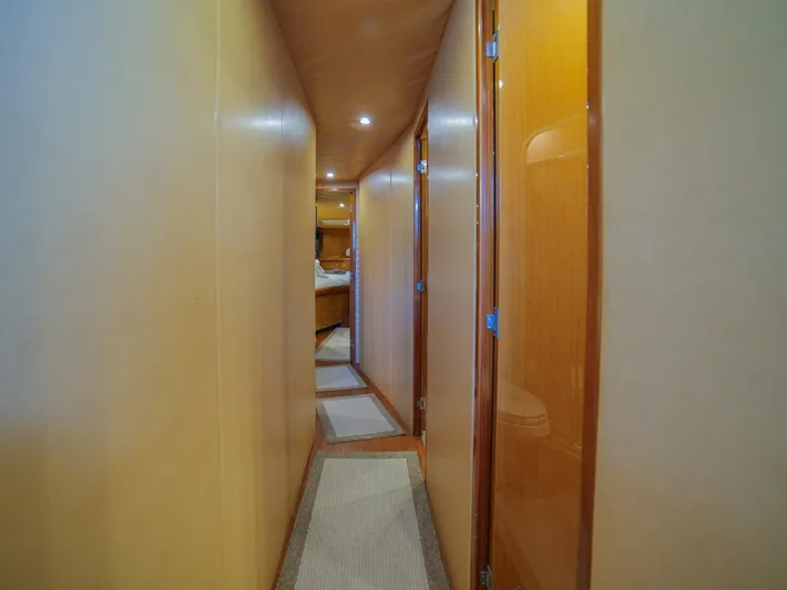 Restless Yacht Photos Pics 