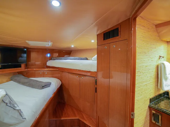 Restless Yacht Photos Pics 