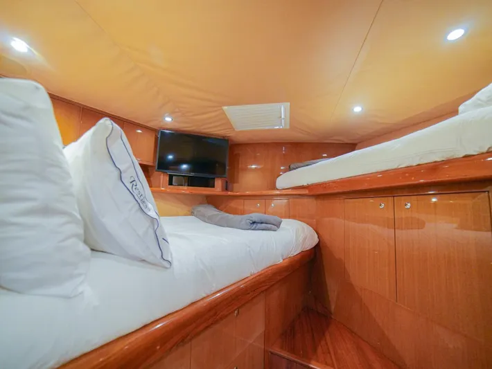 Restless Yacht Photos Pics 