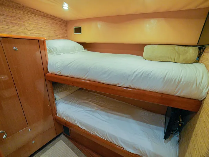 Restless Yacht Photos Pics 