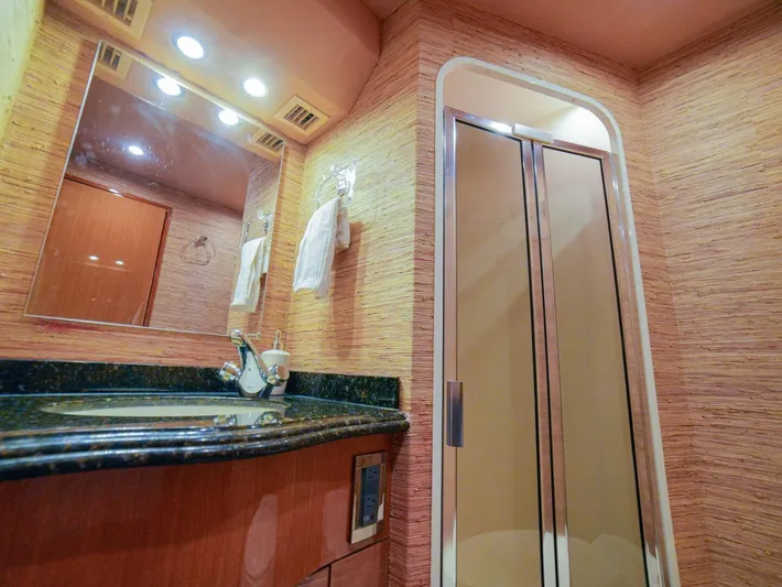 Restless Yacht Photos Pics 