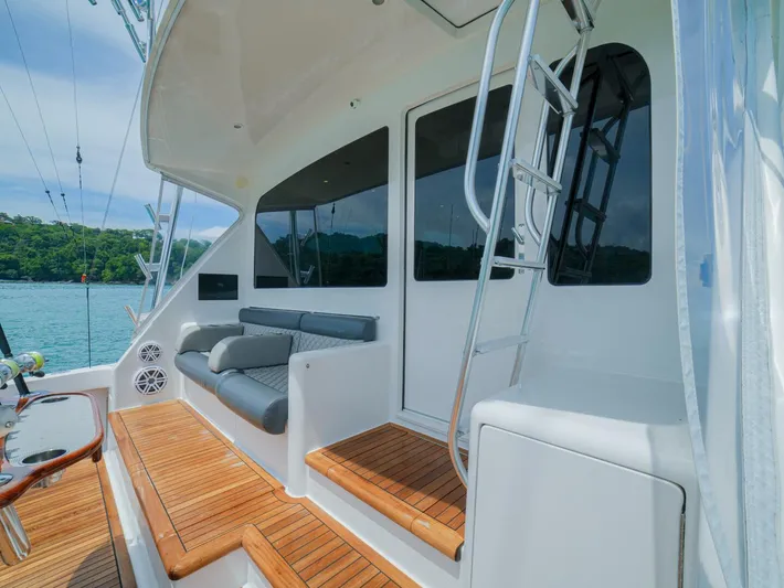 Restless Yacht Photos Pics 