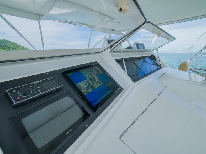 Restless Yacht Photos Pics 