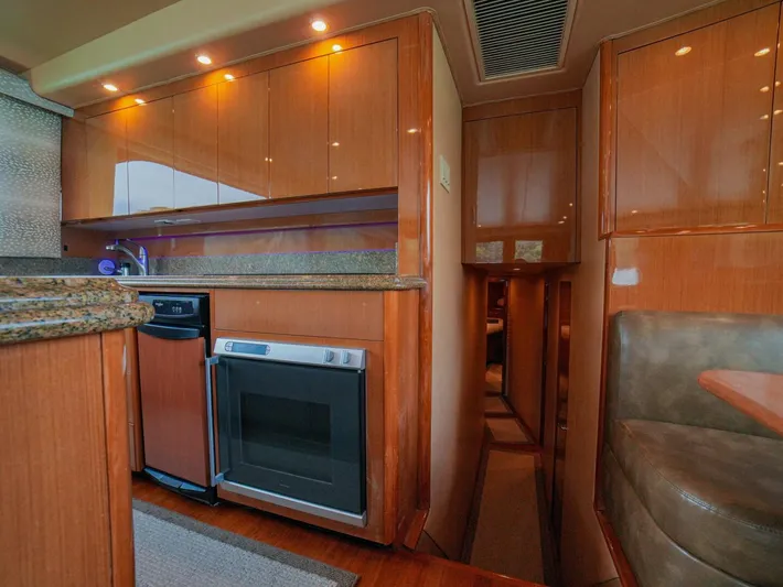 Restless Yacht Photos Pics 