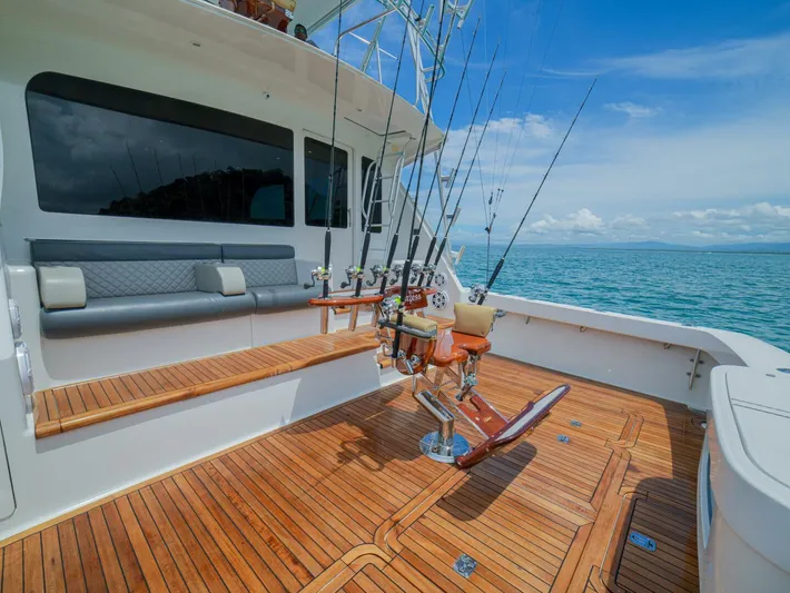 Restless Yacht Photos Pics 