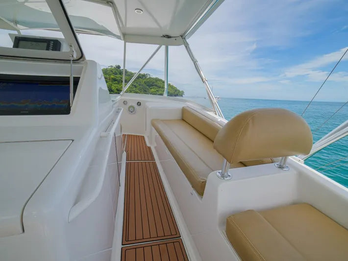 Restless Yacht Photos Pics 