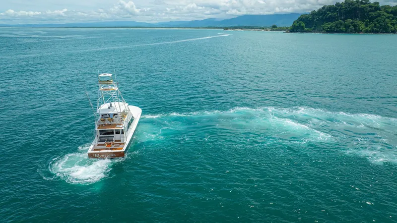 Restless Yacht Photos Pics 