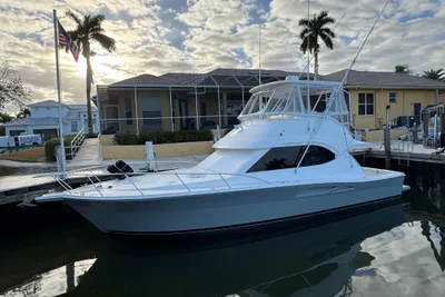 Riviera 40 Convertible