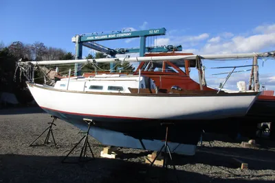Cape Dory 25