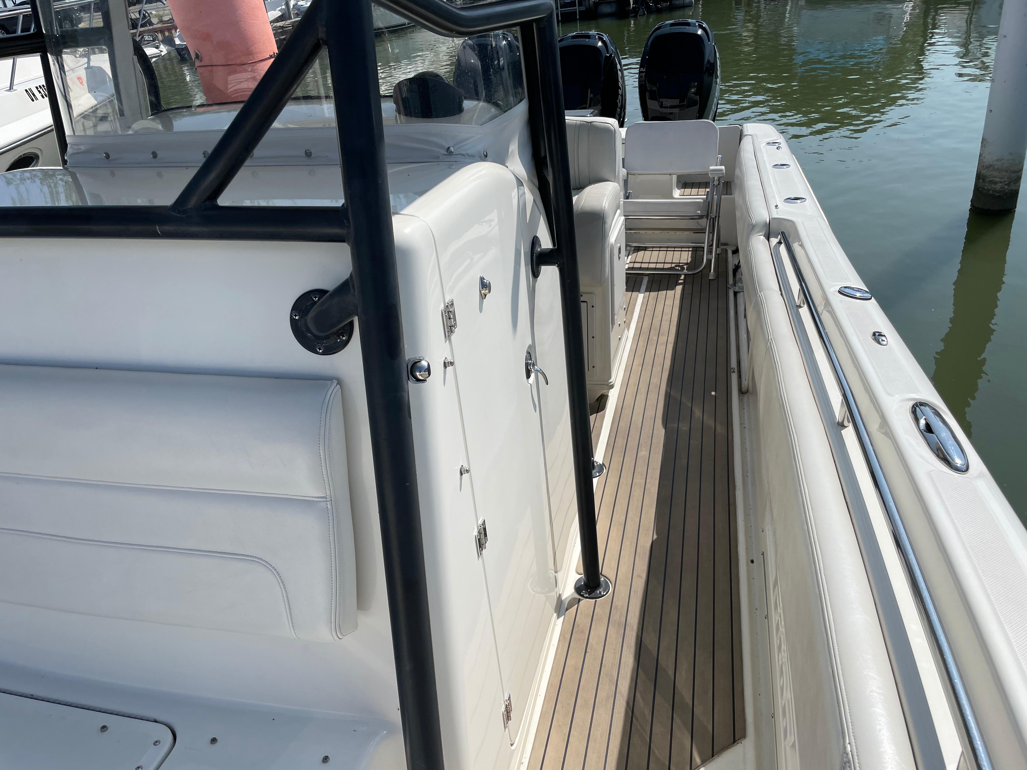 2009 Triton 351 Center Console for sale YachtWorld