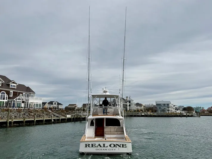 Real One Yacht Photos Pics 