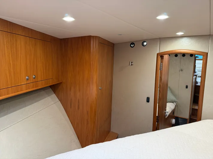 Real One Yacht Photos Pics 