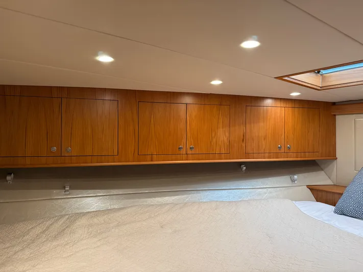 Real One Yacht Photos Pics 