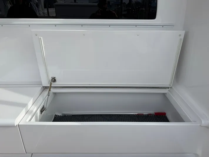 Real One Yacht Photos Pics 