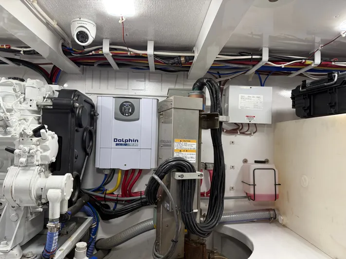 Real One Yacht Photos Pics 