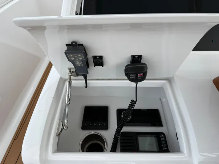 Real One Yacht Photos Pics 