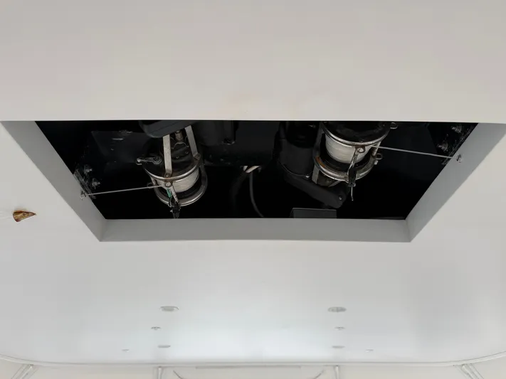 Real One Yacht Photos Pics 