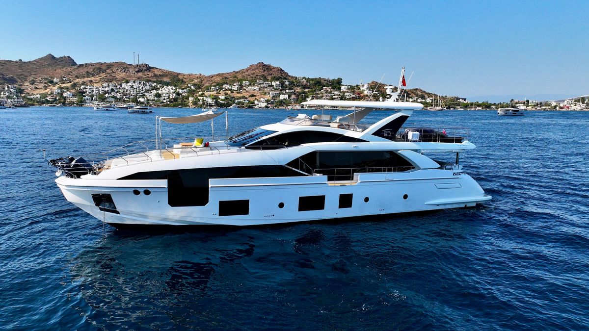 2021 Azimut 88 