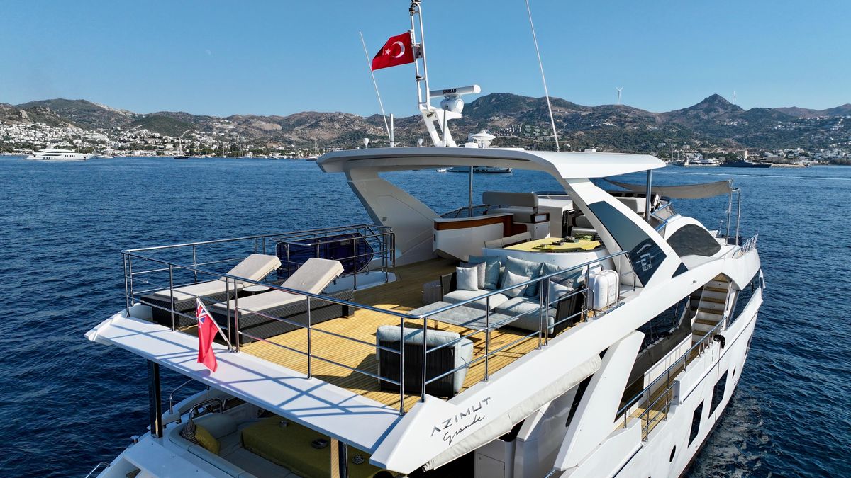 2021 Azimut 88 