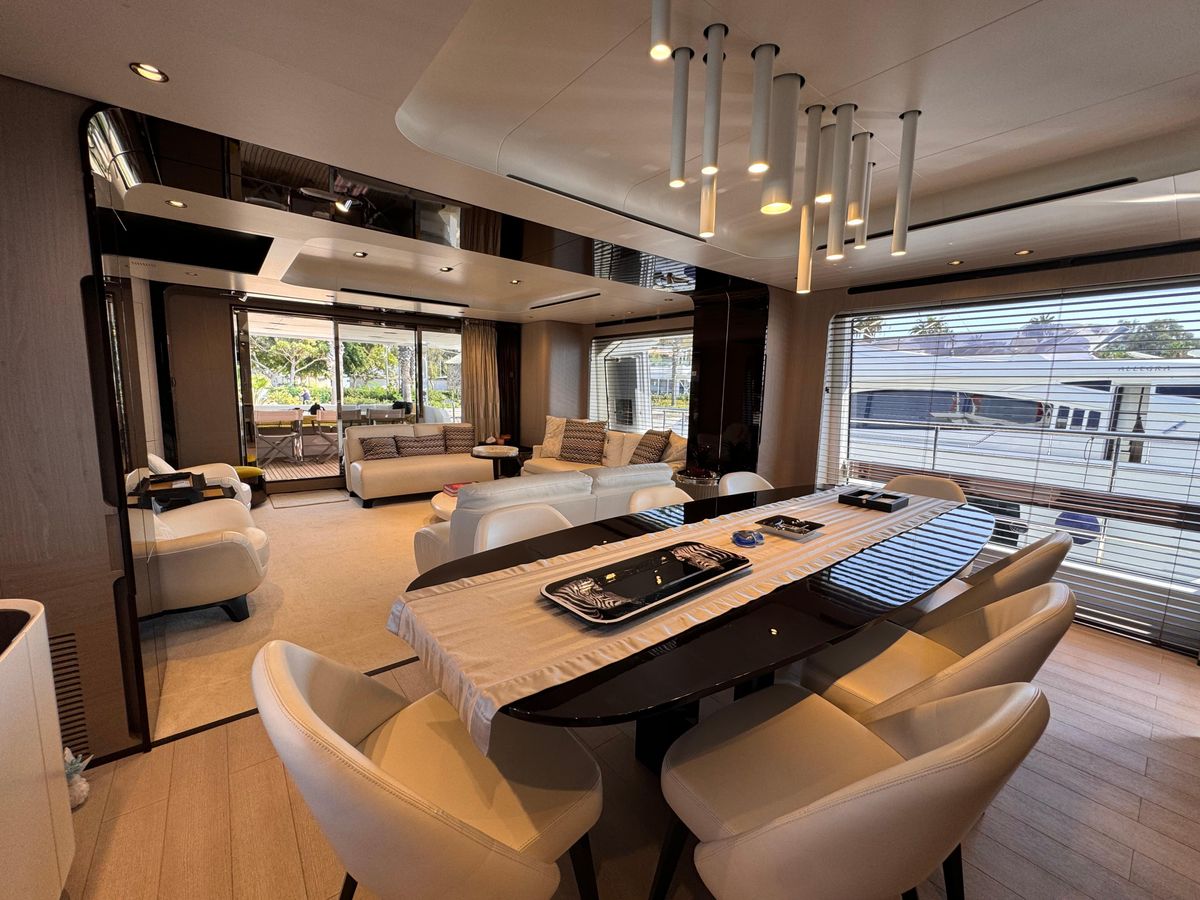 2021 Azimut 88 