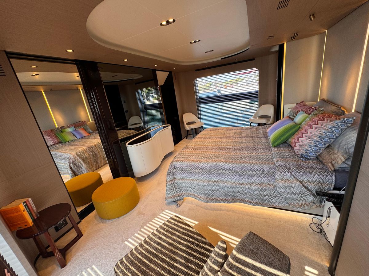 2021 Azimut 88 