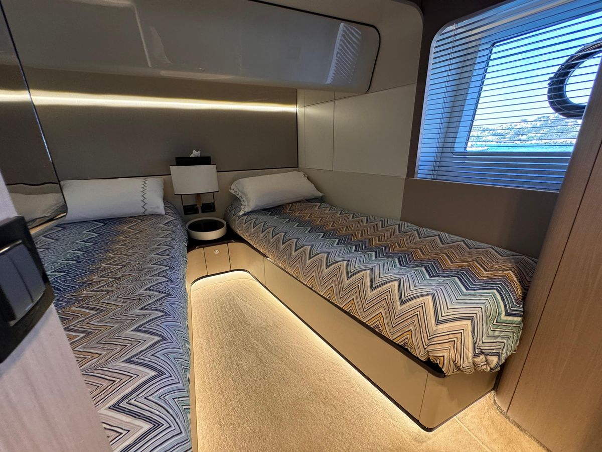 2021 Azimut 88 